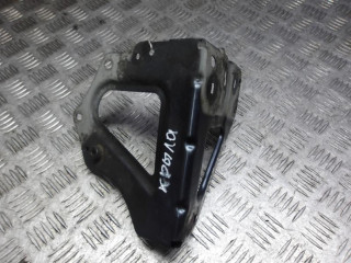 крепление ( кронштейн ) крыла Audi A6 4F/C6 2007, 2.7 л., дизель, АКПП, универсал, 4F0821136