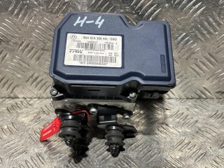 блок ABS Volkswagen Passat B7 2012, 1.8 л., CDAA, бензин, АКПП, седан, 3AA614109AG, 17654056, 54085622T, 17618956-A
