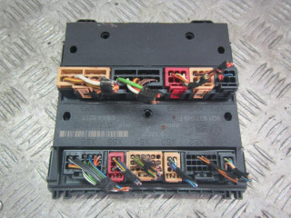 блок комфорта Volkswagen Polo 4 поколение [рестайлинг] 2007, 1.4 л., бензин, МКПП, хетчбэк 5 дв., 6Q1937049F