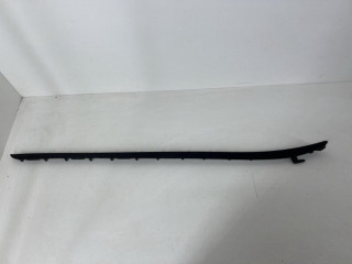 молдинг лобового стекла BMW 2 серия Active Tourer F45 2014, 1.5 л., B38 A15 A, бензин, АКПП, black sapphire metallic (475), хетчбэк 5 дв., правый руль, 7301036