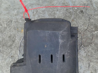 корпус воздушного фильтра Renault Laguna 2 поколение 2003, 1.8 л., F4P 774, бензин, 5МКПП, хетчбэк 5 дв.