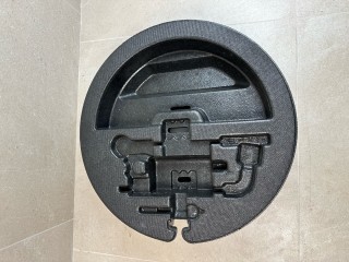 ящик под инструменты Infiniti G 4 поколение [рестайлинг] 2013, 3.7 л., VQ37VHR, бензин, АКПП, черный, кабриолет, задний привод, 84966-JJ50A