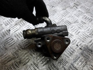 насос гидроусилителя руля Volkswagen Passat B5 [рестайлинг] 2004, 1.6 л., бензин, МКПП, седан, 8D0145156L