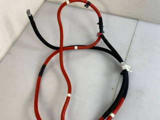 плюсовой провод аккумулятора Maserati Levante 1 поколение 2017, 3.0 л., A630HP, дизель, АКПП, blue, внедорожник 5 дв., полный привод, правый руль, 670032383