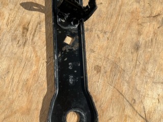 кронштейн (крепление) Alfa Romeo 2017, 2.0 л., бензин, АКПП, серый, полный привод, 55273835