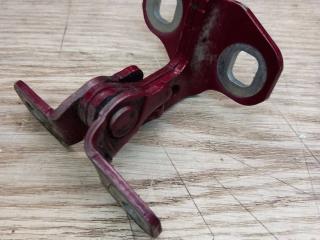 петля двери Chevrolet Cruze 2 поколение 2018, 1.4 л., бензин, 13590931