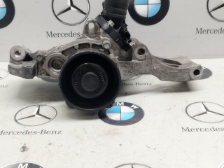 помпа BMW 2 серия Active Tourer F45 2015, 2.0 л., B48 A20 A, 8601366, 6118950