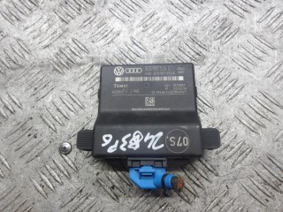 блок комфорта Volkswagen Passat B6 2006, 2.0 л., дизель, МКПП, универсал, 3C0907530C