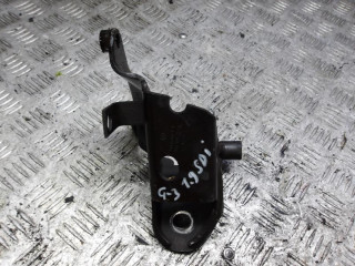 кронштейн КПП Volkswagen Golf 3 поколение 1994, 1H0199273A