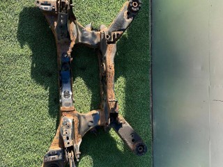 балка подвески задняя Infiniti QX60 L50 2014, 3.5 л., VQ35DE, бензин, АКПП, чёрный, внедорожник 5 дв., полный привод, 554003JA1E