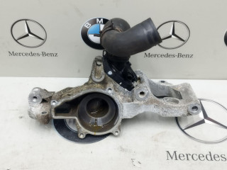 корпус термостата BMW X1 F48 2018, 2.0 л., бензин, АКПП, 5138771