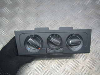 блок управления печки / климат-контроля Volkswagen Polo 4 поколение [рестайлинг] 2009, 1.4 л., бензин, МКПП, хетчбэк 5 дв., 6R0820045G