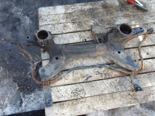 балка подвески передняя (подрамник) Volkswagen Polo 3 поколение 1998, 1.4 л., бензин, МКПП, седан