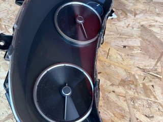 щиток приборов (приборная панель) Lexus NX 1 поколение [рестайлинг] 2020, 2.5 л., гибрид, красный, полный привод, правый руль, 83800-78650