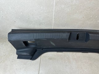 накладка внутренняя на заднюю панель кузова Chevrolet Malibu 9 поколение [рестайлинг] 2019, 23366154