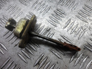 ограничитель открывания двери Volkswagen Passat B3 1990