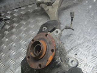 ступица передняя правая Audi A6 C5 [рестайлинг] 2004, 3.2 л., бензин, МКПП, седан