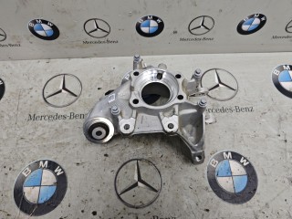 кулак задний правый BMW 2023, 3.0 л., бензин, c4p, 6876654