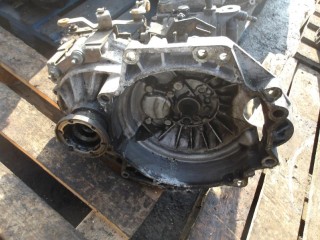 КПП механическая (МКПП) Volkswagen Golf 3 поколение 1999, 1.6 л., бензин, DUU