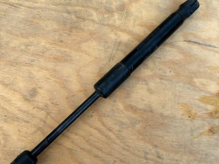 амортизатор капота Alfa Romeo Stelvio 1 поколение 2018, 2.0 л., АКПП, серый, внедорожник 5 дв., полный привод, 505354500