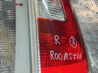 фонарь задний правый Skoda Roomster 1 поколение 2006, 1.4 л., дизель, МКПП, темно серый, минивэн