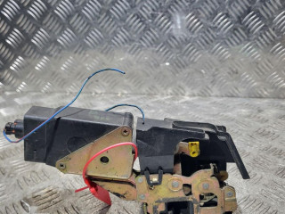 замок двери задней правой Mitsubishi Carisma 1 поколение [рестайлинг] 2001, 1.9 л., дизель, 5МКПП, хетчбэк 5 дв.