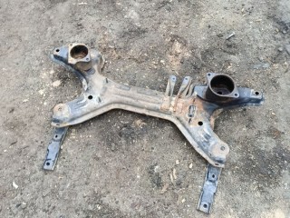 балка подвески передняя (подрамник) Volkswagen Golf 3 поколение 1994