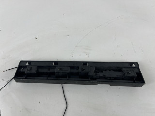 Кронштейн крепления порога BMW 2 серия Active Tourer F45 2014, 1.5 л., B38 A15 A, бензин, АКПП, black sapphire metallic (475), хетчбэк 5 дв., правый руль, 7301941