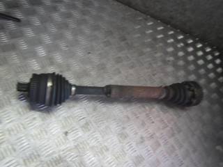 полуось передняя правая (приводной вал, ШРУС) Volkswagen Passat B5 1998, 1.6 л., бензин, МКПП