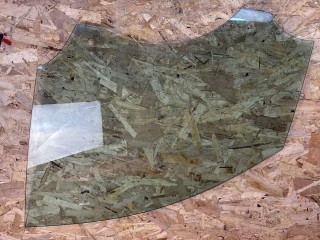 стекло двери передней левой Porsche Macan 1 поколение 2015, 95B845201B