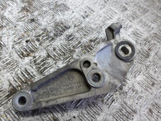 кронштейн КПП Opel Corsa D 2007, 1.2 л., бензин, МКПП, хетчбэк 5 дв., 13130723