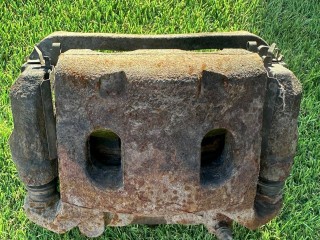 суппорт передний правый Infiniti QX60 L50 2014, 3.5 л., VQ35DE, бензин, АКПП, чёрный, внедорожник 5 дв., полный привод, 410013JA0A