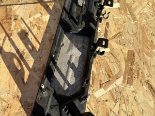 кронштейн (крепление) Maserati Levante 1 поколение 2017, 3.0 л., бензин, АКПП, белый, внедорожник 5 дв., полный привод, 15157401492