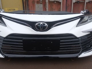 передняя часть (ноускат) Toyota Camry 9 поколение XV70 2021, 521193T932