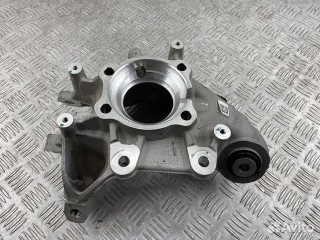 кулак задний левый BMW X5 G05 (2018 - 2026), 33306876651