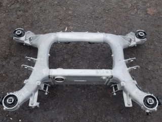 балка подвески задняя BMW 2023, 4.4 л., бензин, 416, 8091179