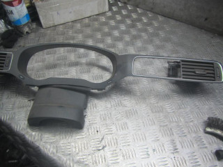 комплект декоративных накладок (дерева) салона Volkswagen Jetta 6 поколение 2012, 1.2 л., бензин, МКПП, седан, 5C6819703