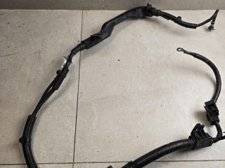 Минусовой провод Fiat 124 Spider 1 поколение 2020, 1.4 л., АКПП, красный, кабриолет, задний привод, NA4L-67P72