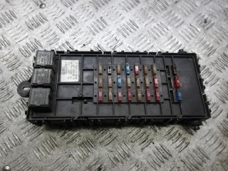 блок предохранителей Mercedes-Benz Vario W670 2001, 0015432015