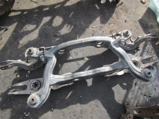 балка подвески задняя Mercedes-Benz B-Класс W246 [рестайлинг] 2017, 1.5 л., дизель, АКПП, хетчбэк 5 дв., 2463503201