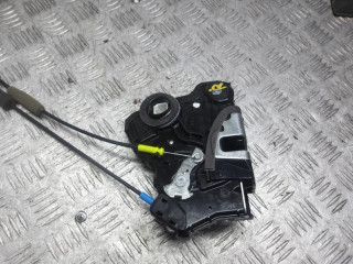 замок двери передней правой Toyota Avensis 3 поколение (T270) [рестайлинг] 2012, 2.2 л., дизель, МКПП, универсал