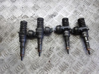 форсунка Volkswagen Transporter T5 2005, 1.9 л., дизель, 038130073AG
