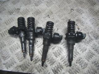 форсунка Volkswagen Golf 5 поколение 2007, 1.9 л., дизель, 038130073AG