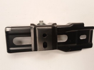 кронштейн передней панели (телевизора) Zeekr 001 1 поколение 2021, 8889647349