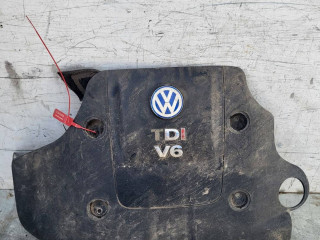 декоративная крышка двигателя Volkswagen Passat B5 (1996 - 2001), 2.5 л., дизель
