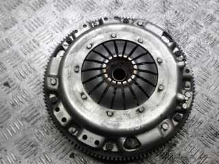 маховик Volkswagen Golf 3 поколение 2000, 1.8 л., бензин, 068105271F