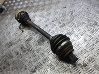 полуось передняя левая (приводной вал, ШРУС) Volkswagen Golf 6 поколение 2011