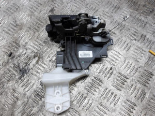 замок двери передней правой Volkswagen Caddy 3 поколение 2010, 2.0 л., бензин, МКПП, фургон