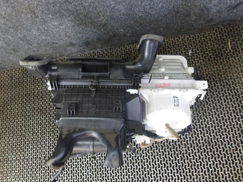 корпус отопителя (печки) Nissan X-Trail T30 2002, 2.2 л., дизель, МКПП, внедорожник 5 дв., 3J11034300 - фото №1