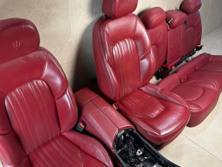 салон (комплект сидений) Maserati Levante 1 поколение 2017, 3.0 л., бензин, АКПП, белый, внедорожник 5 дв., полный привод